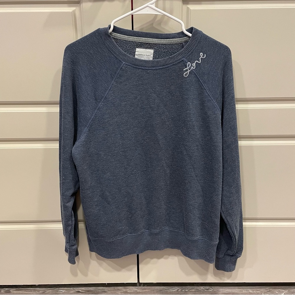 American Eagle blue crewneck sweatshirt medium
